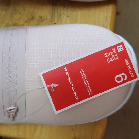 Nike Burrow Slippers - Picture 6 of 7